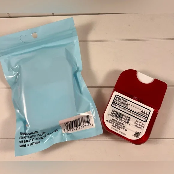 Cherry Pie Hand Sanitizer Bpure Moisturizing with Red Case Duo - Picture 4 of 5